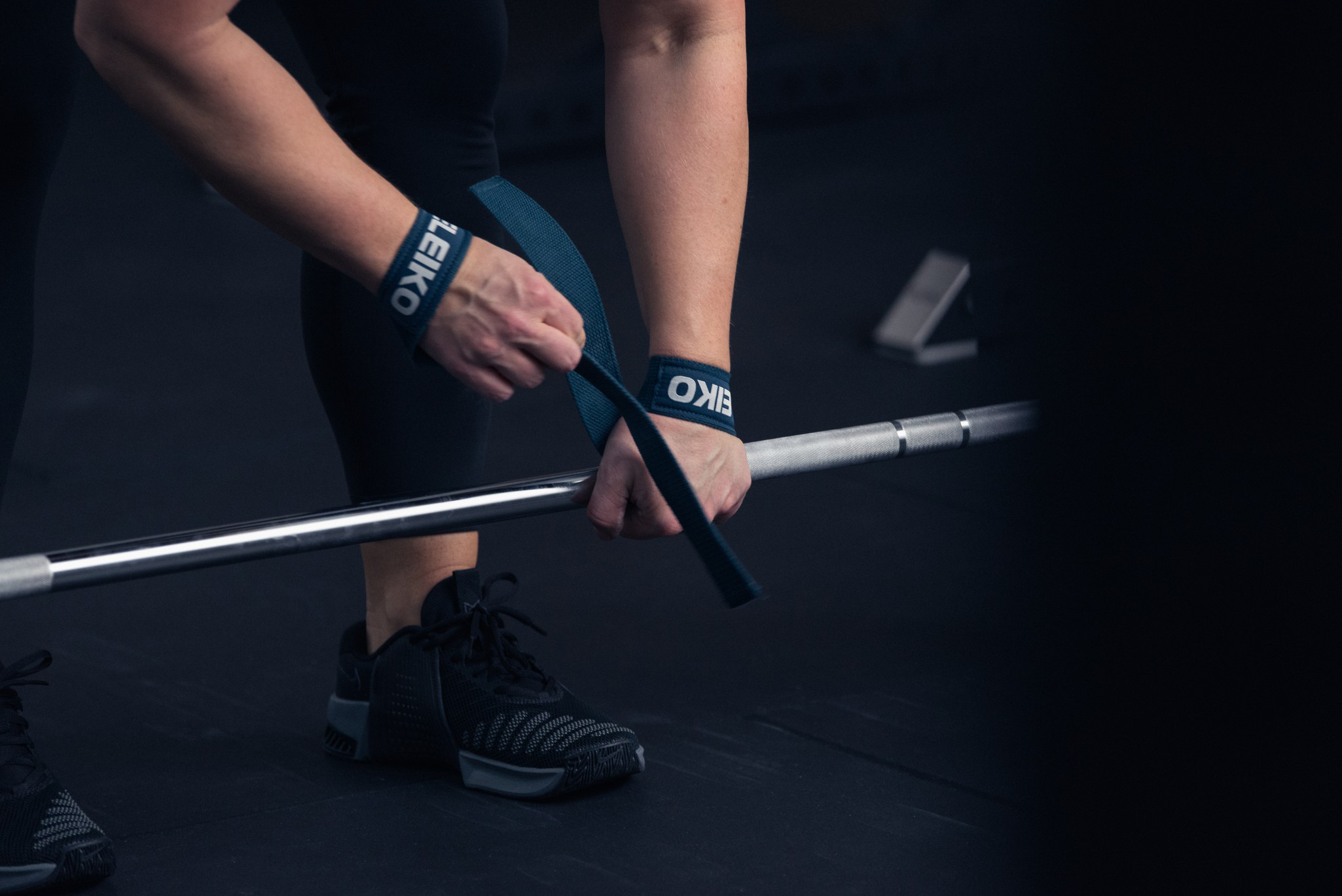 ELEIKO トレーニングアクセサリー Belts, Straps, and Wraps | Lifting Gear for Men and Women